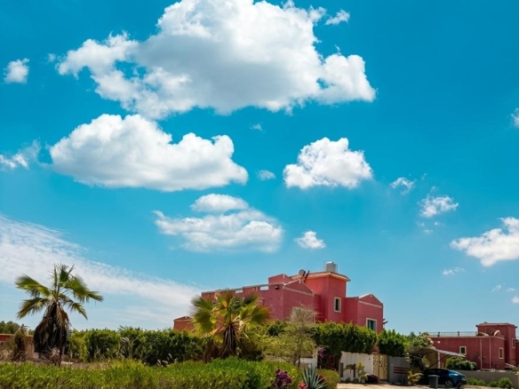 Corner Villa with Swimming Pool for Sale – “Zumuruda” Model | Golf Solimaniya – New Sphinx City